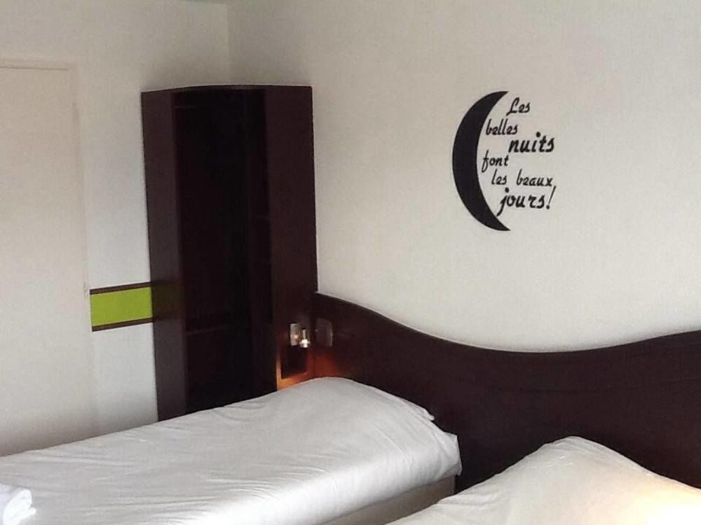 Couett' Hotel Rumilly Exterior foto